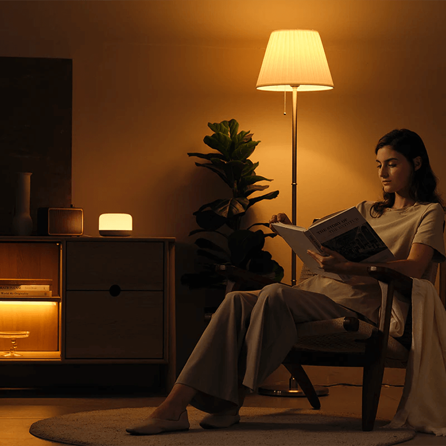 Yeelight Smart LED Lamp D2 - Image 2